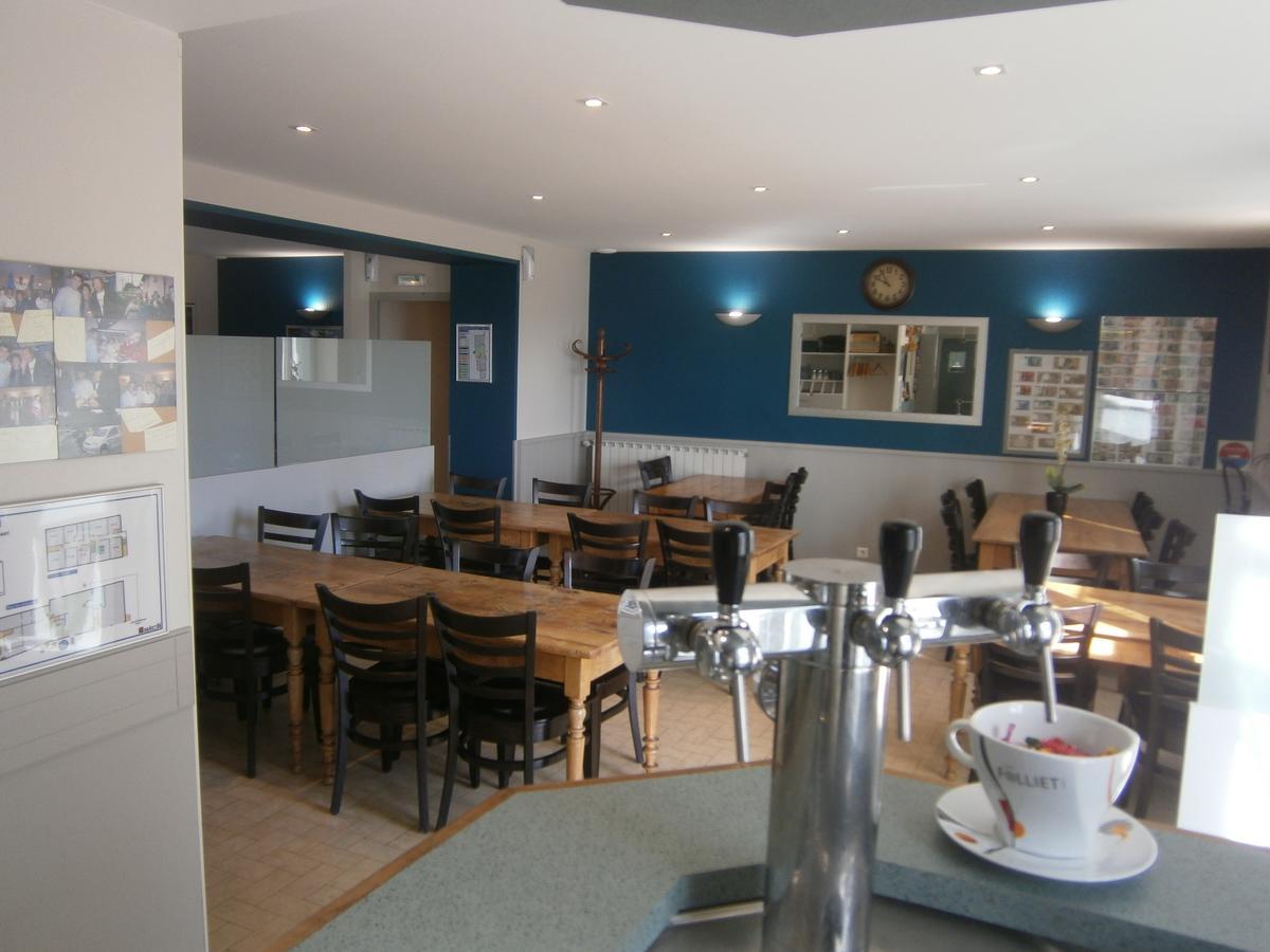 Hotel Restaurant De La Roche Les Sauvages  Екстер'єр фото