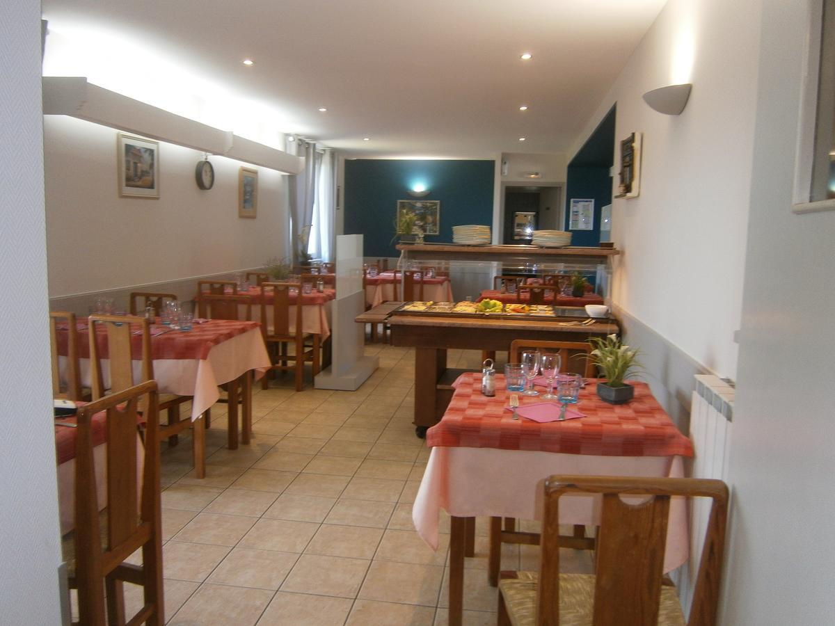 Hotel Restaurant De La Roche Les Sauvages  Екстер'єр фото